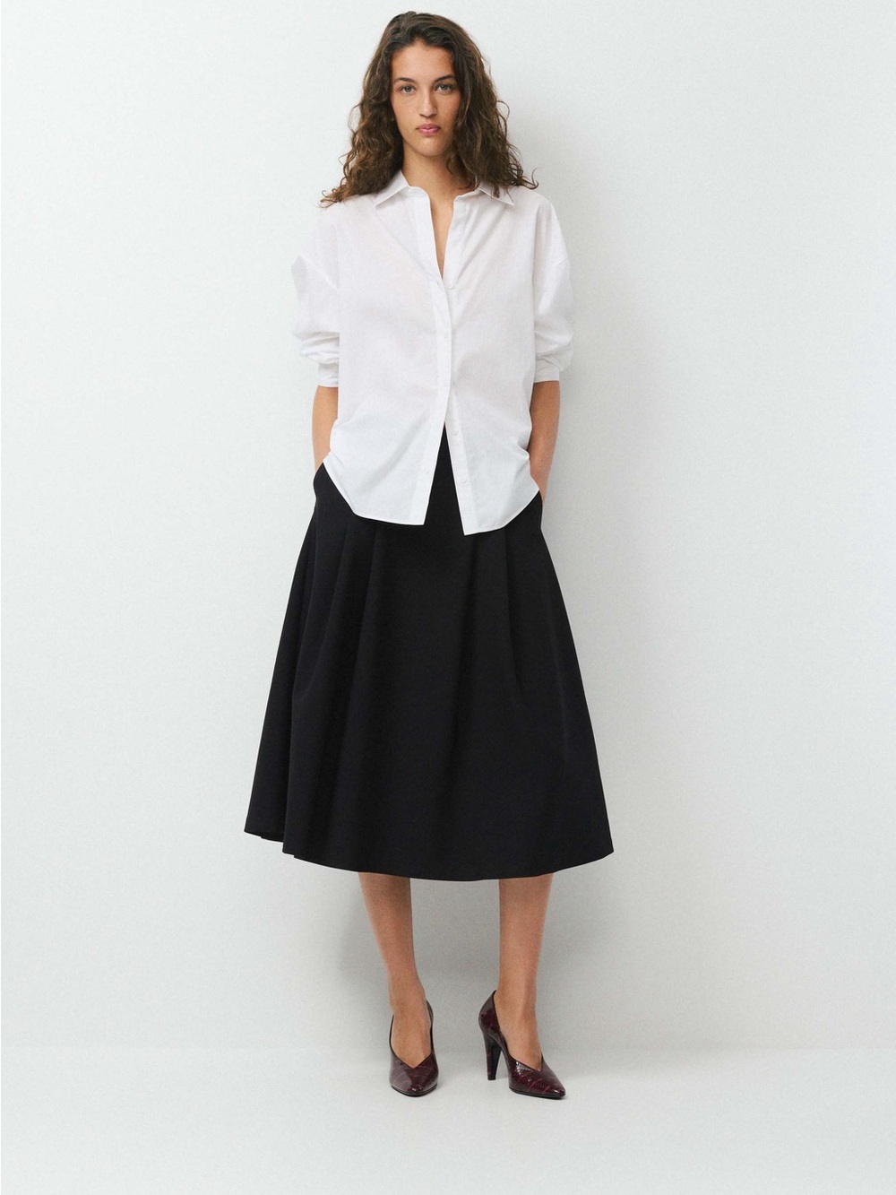Aritzia Babaton Enterprise Skirt